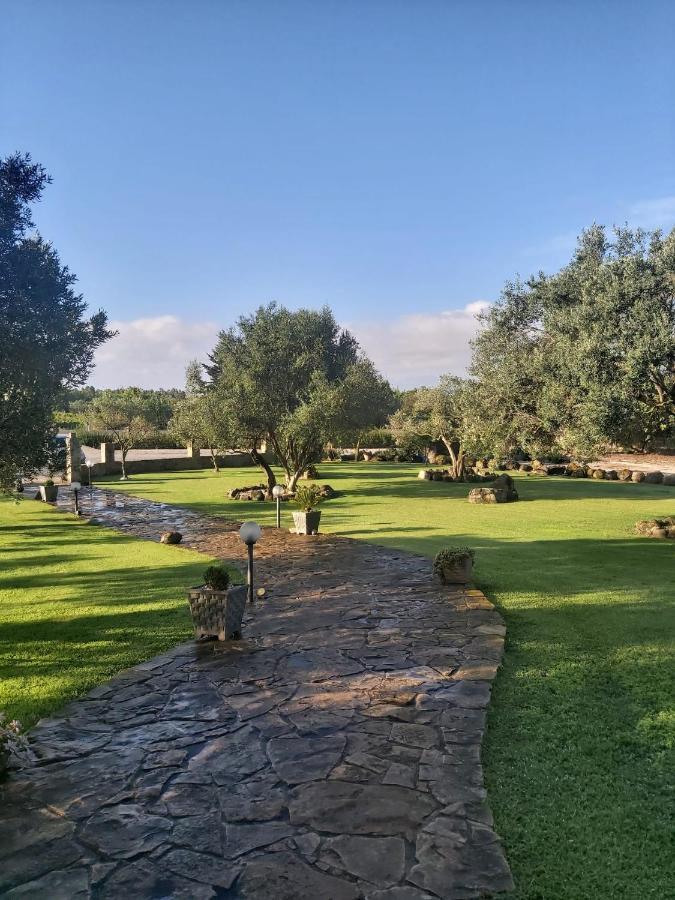 Vila Su Sattisceddu Uras Exteriér fotografie