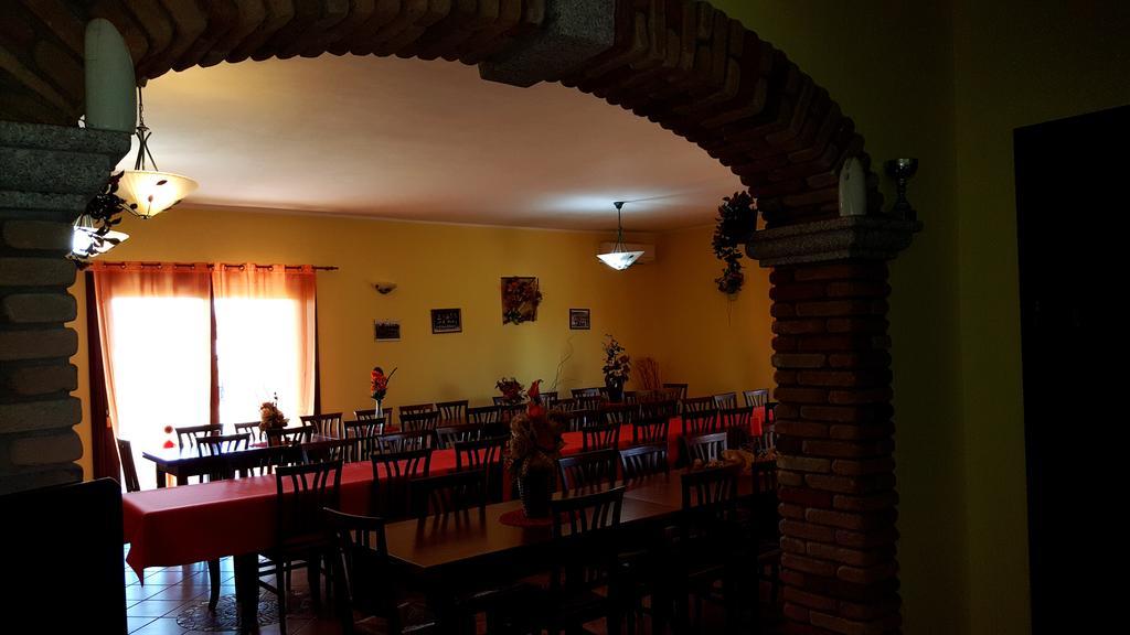 Vila Su Sattisceddu Uras Exteriér fotografie